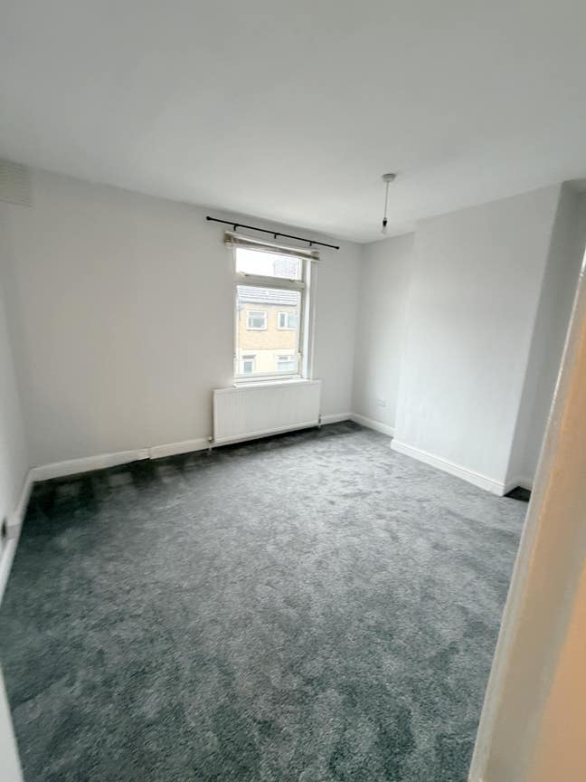 Double Room &pound;575 pcm – All Bills Included – SN1 Main Photo