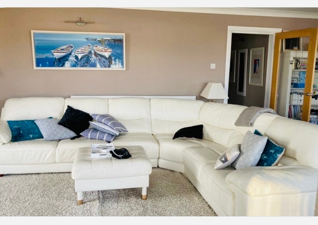 Panoramic Sea View Luxury Flat Share Main Photo