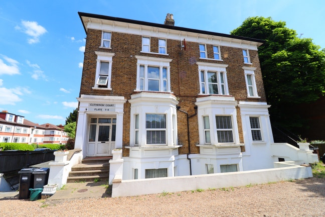 3 Amazing Rooms in Boston Manor (TW8) Main Photo