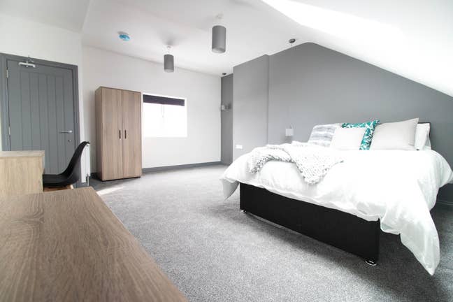 En-suite Room, in lovely 6 bedroom house share Main Photo