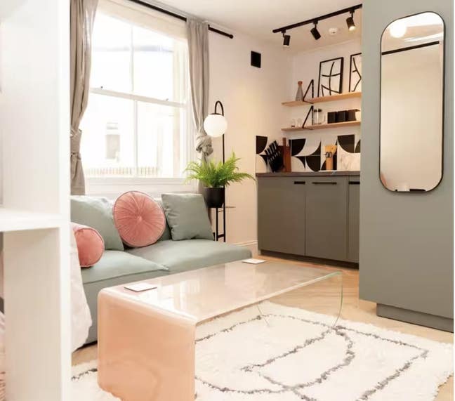 Cosy Studio Apartment in Central Hove – Bills Incl Main Photo