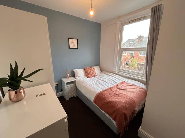 Double Rooms in Sheffield, great location! :) Main Photo