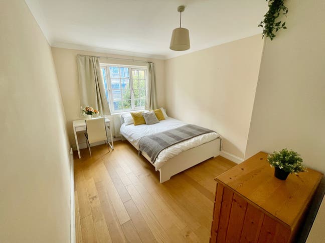 🏙️ En-Suite Room | Bermondsey / London Bridge | Main Photo