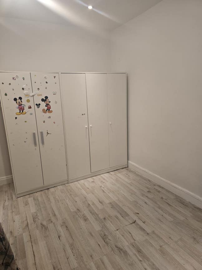 Double room for couple or 2 girls & 2 boys Main Photo