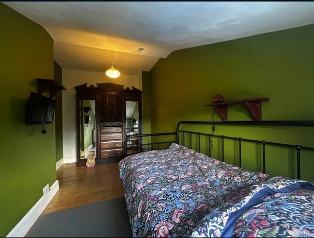 2 rooms to let. One bedroom one spare Main Photo