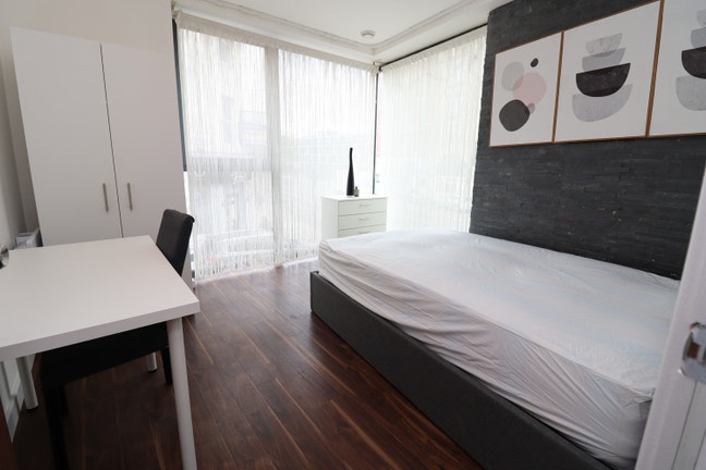 Last new rooms in Aldgate E1 for January Main Photo