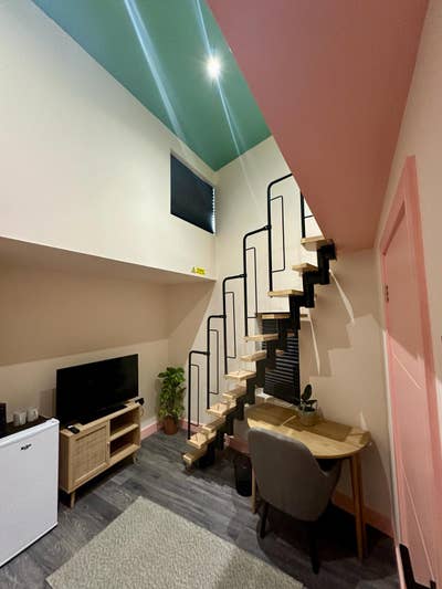 Modern Ensuite Bedsit – Newington Green Main Photo
