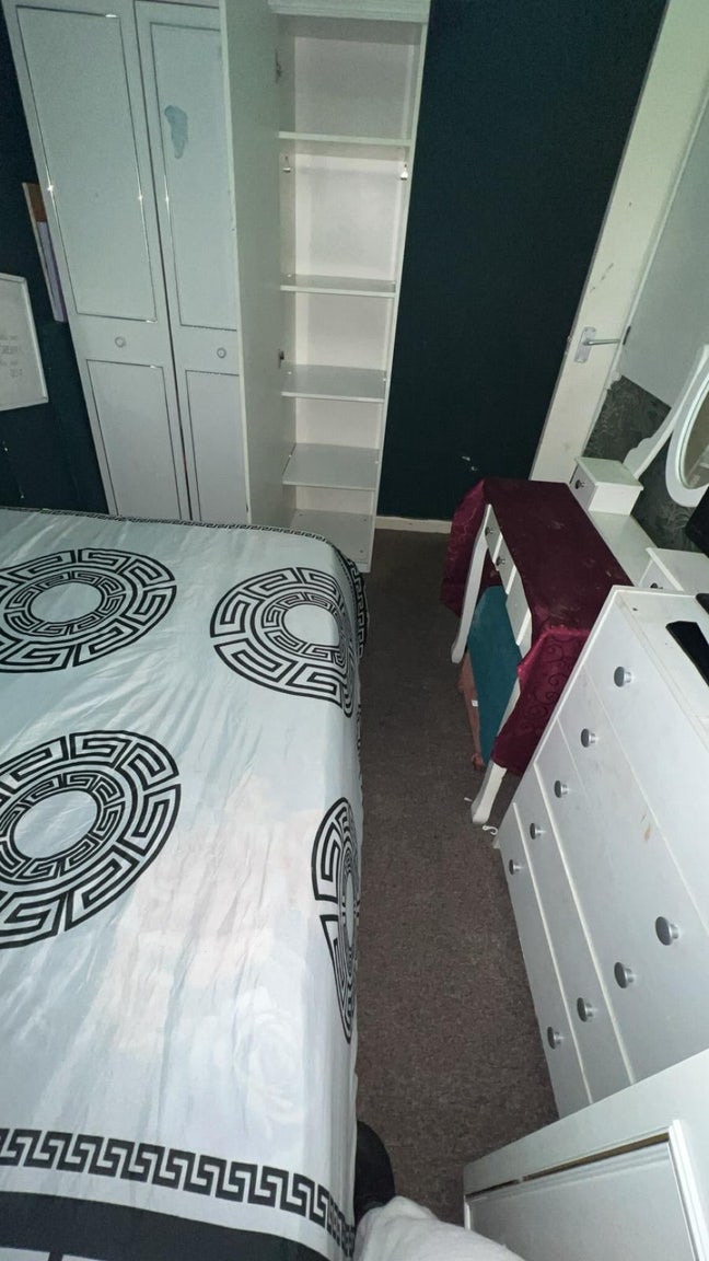 Furnished Room to Short Let in East London  Main Photo