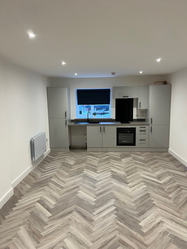 Brand new open plan studio flat Main Photo