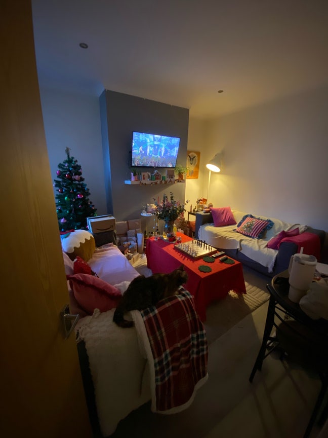 Single Room in 4 Bed House Near the City Centre Main Photo