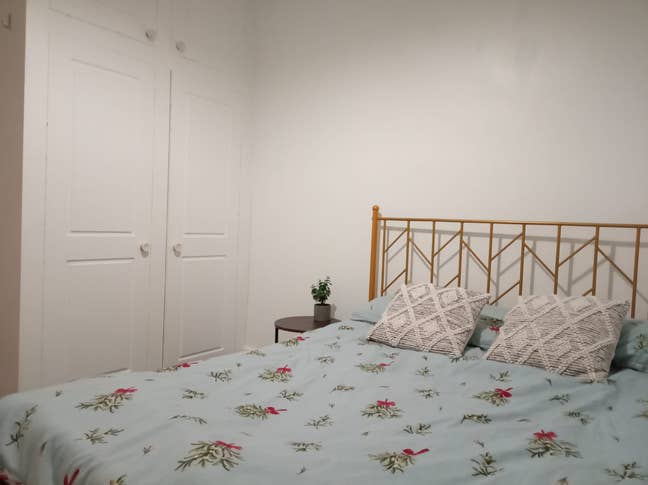 Room available in Tooting Broadway - Female only Main Photo