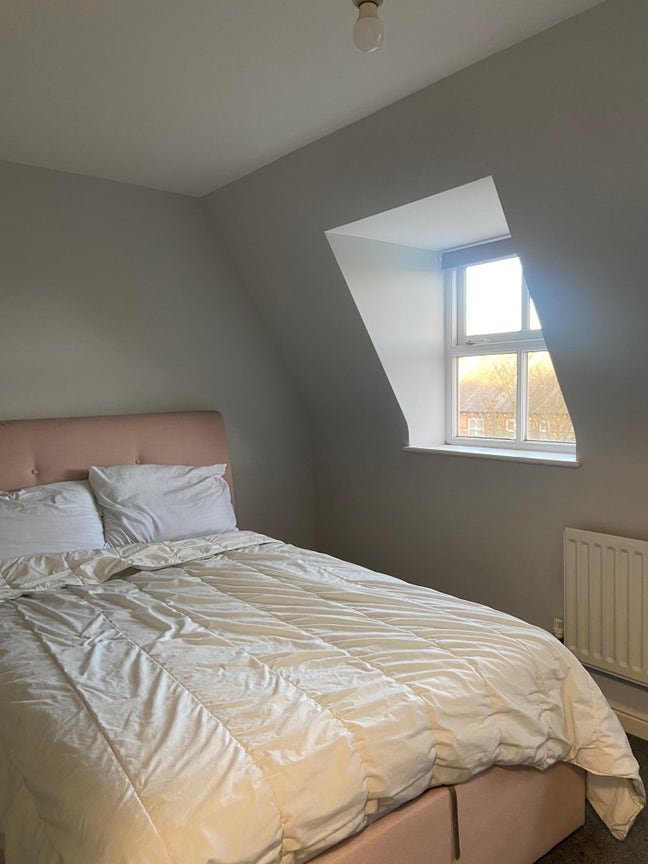 Bright, en-suite double in Wembley Main Photo