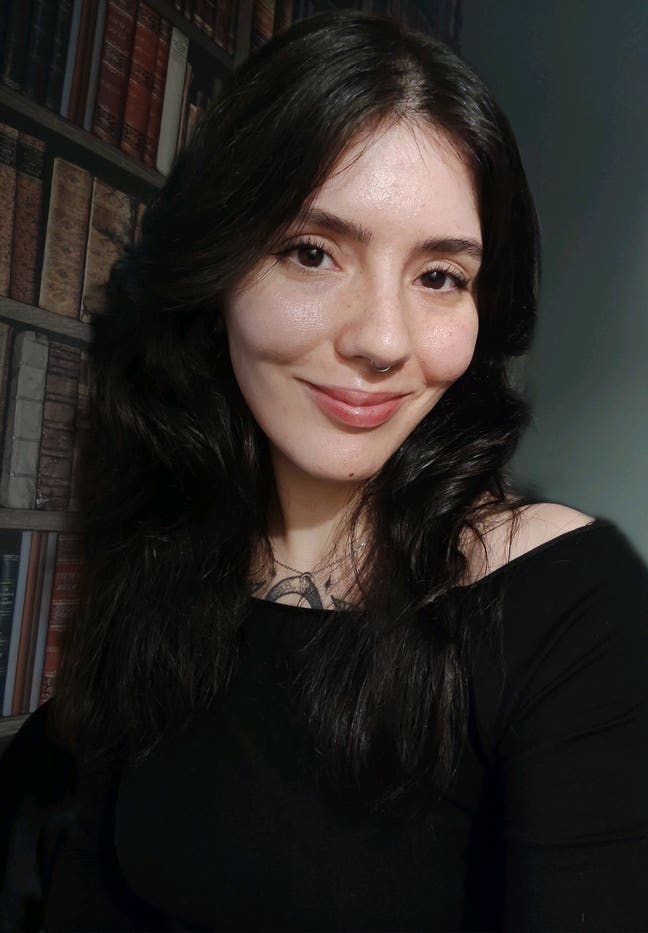 Young professional looking for flatshare  Main Photo