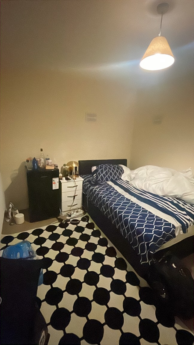 Nice lovely  Room for Rent Main Photo