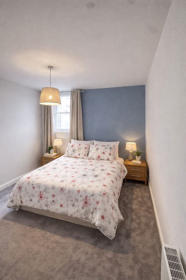 Double Room-Available-Clifton Village Main Photo