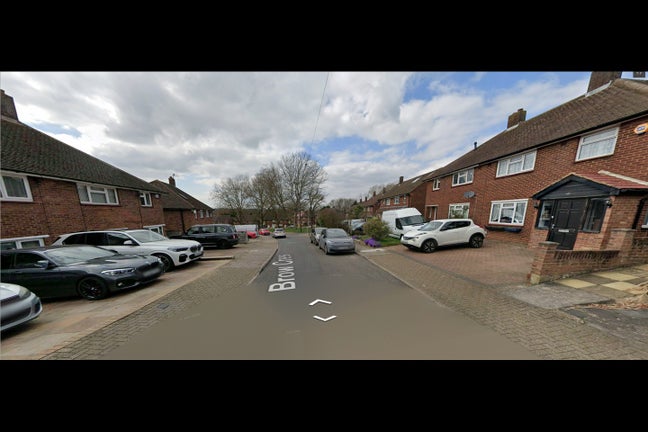 DSS-Studio Flat Available in Orpington Bromley BR5 Main Photo