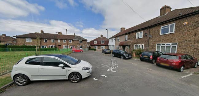 DSS-Studio Flat Available in Catford Lewisham SE6 Main Photo