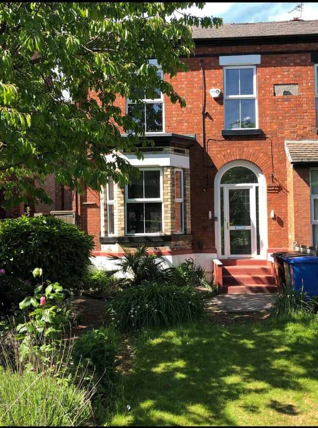 Luxury ensuite - Stockport Main Photo