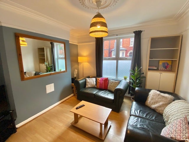 Large Double Room in Sneinton Close to City Centre Main Photo