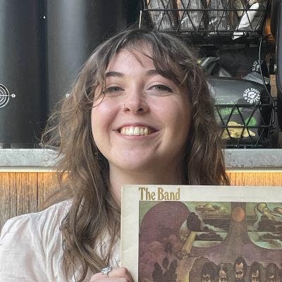 PhD student looking for room near UoB Main Photo