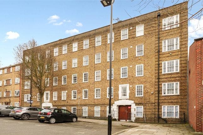 3 Bed + Living Room Angel - Amazing Property  Main Photo