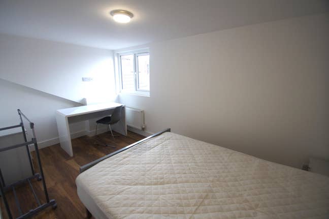 Stunning 6 Bed Student Houseshare  Main Photo