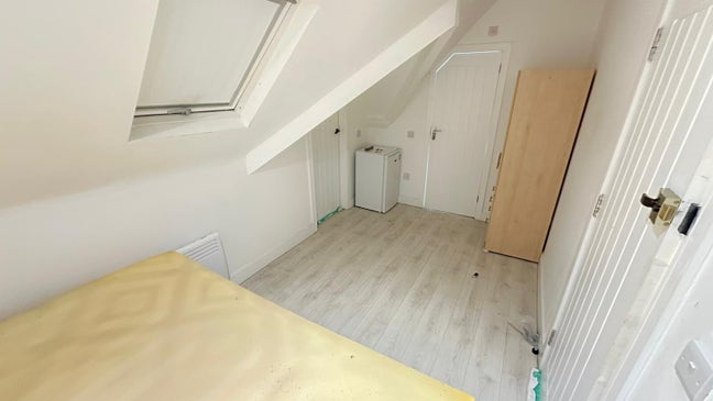 DSS - Studio Flat Available in Catford SE6 Main Photo