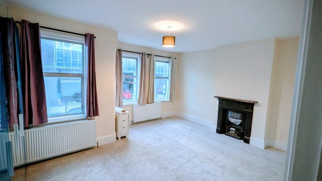 +-+-+-+-++ Large Double and Triple Rooms++-+-+-+-+ Main Photo