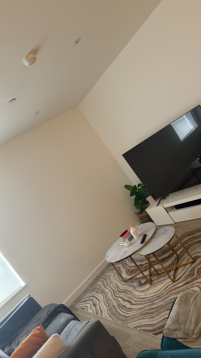 1 bedroom en suit  available  Main Photo