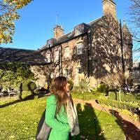 Professional Female seeks a double room Main Photo