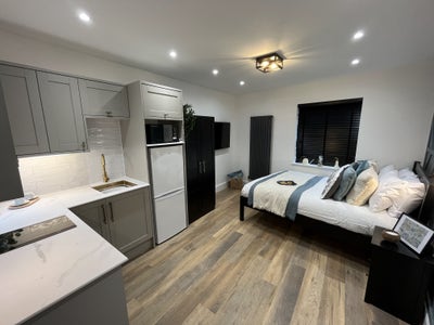 Stunning Studio In Rugby  Main Photo