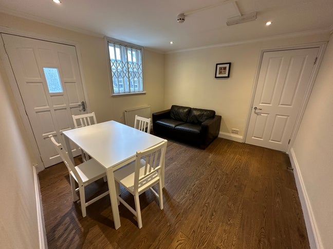 ✨Huge Double Room Near Notting Hill🌟 Main Photo