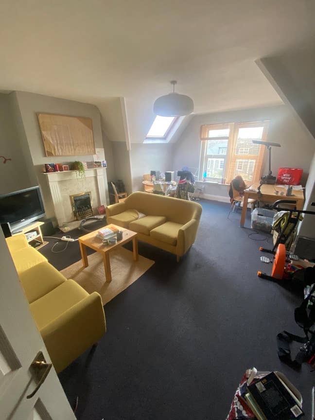 Room to Rent in Redland Flat Main Photo