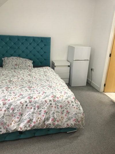 En-Suit Double Room in Romford  Main Photo