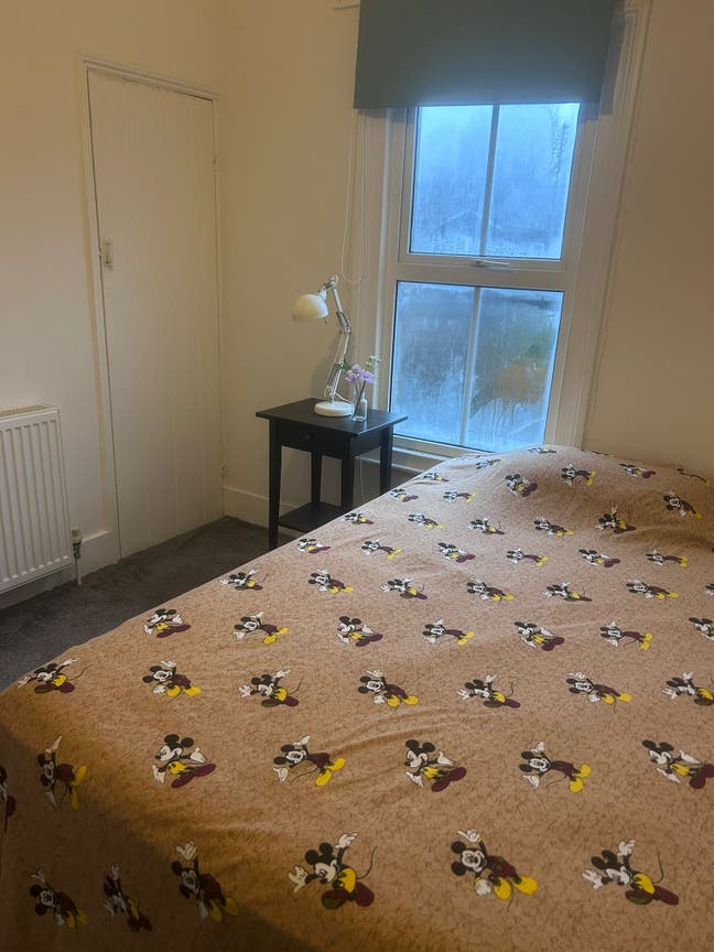 One single Room for female in newmarket Main Photo