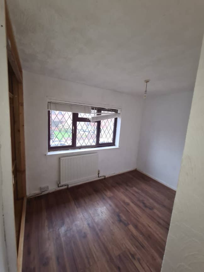 *Room Available for Rent Bengali (Female preferred)* Main Photo