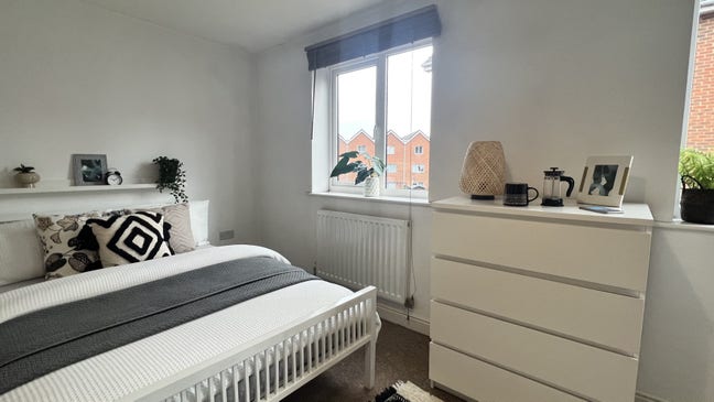 Double En-Suite| Near Whh | Deposit Free Option Main Photo