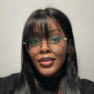 Looking to rent! 😊 Main Photo