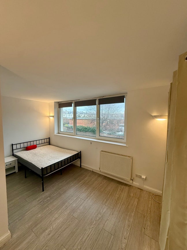 Bright Double Rooms - Hove - Bills Included Main Photo