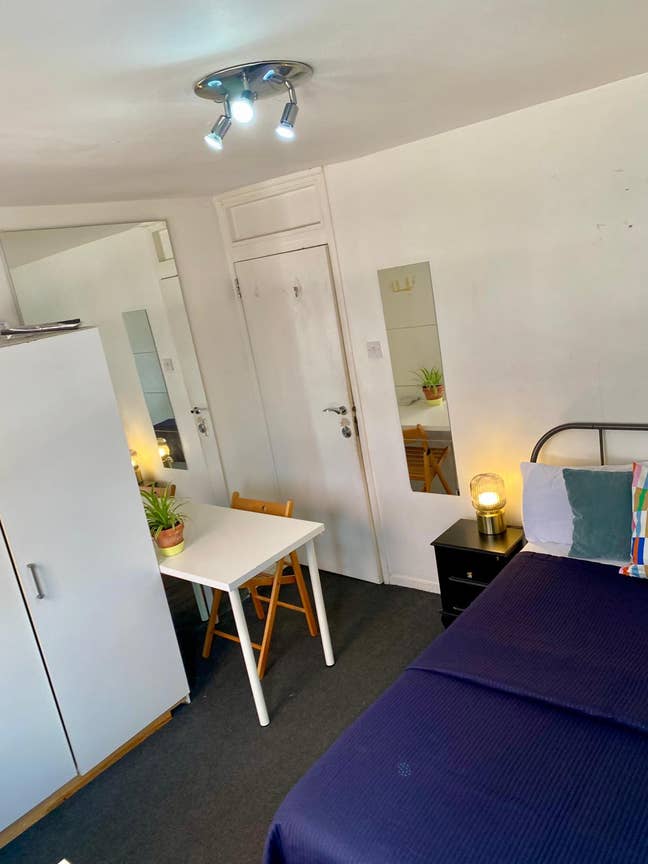 Charming Room in *NW10* Home Main Photo