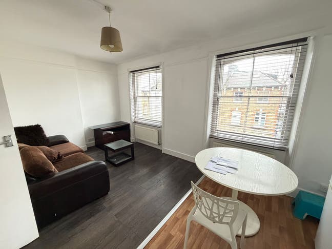 1 Bed to rent in Patshull Road Main Photo