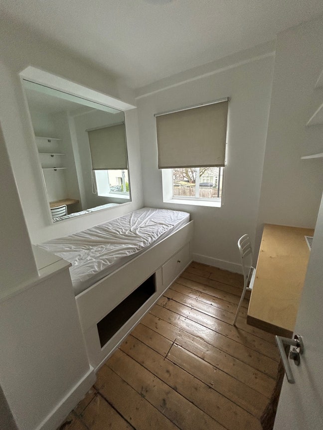 Furnished Single Room &pound;675 inc all bills Main Photo