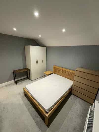 En-suite double bed  Main Photo