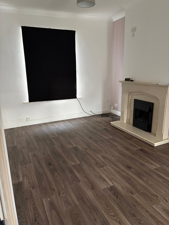 Large double room with en suite Main Photo