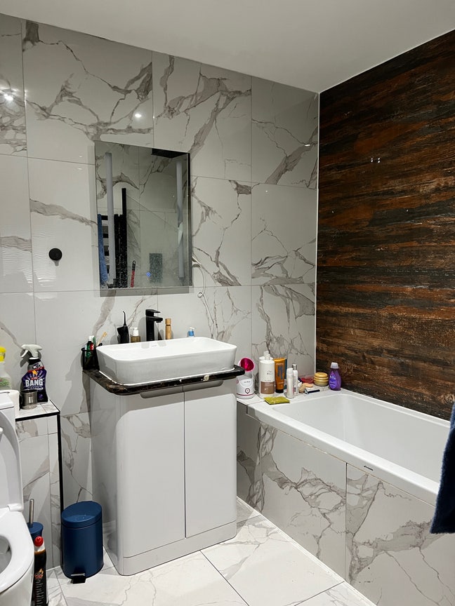 Double Room Available  Main Photo