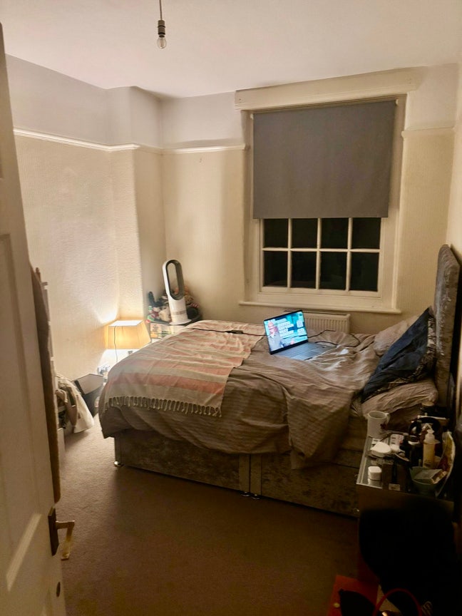 Double Room in 2-Bed Flat in Bloomsbury: &pound;1000 PCM Main Photo