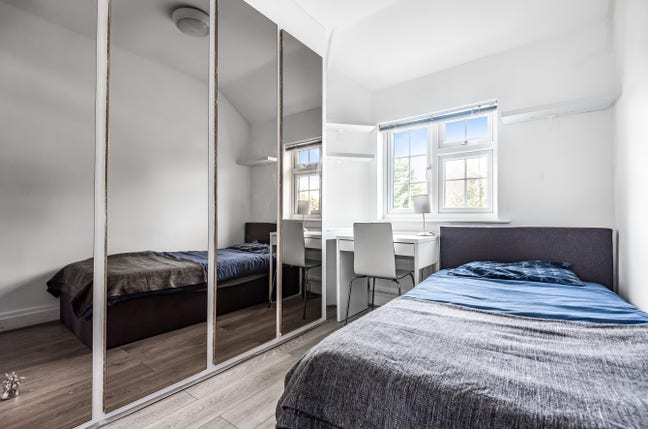 Nice room available in cosy house with garden Main Photo