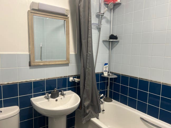 Medium Size  Room  Fulham  SW6  Main Photo