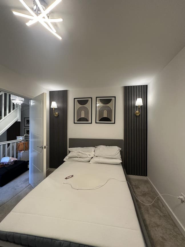 Furnished Double Room  Main Photo