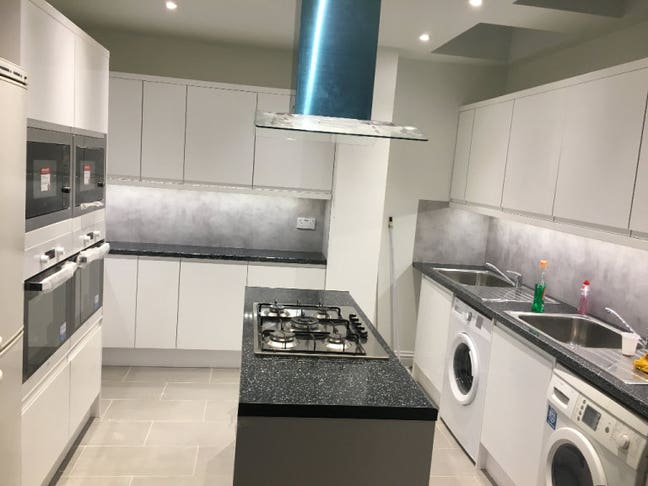 Double Room in Gants Hill,Ilford,Redbridge, IG2  Main Photo